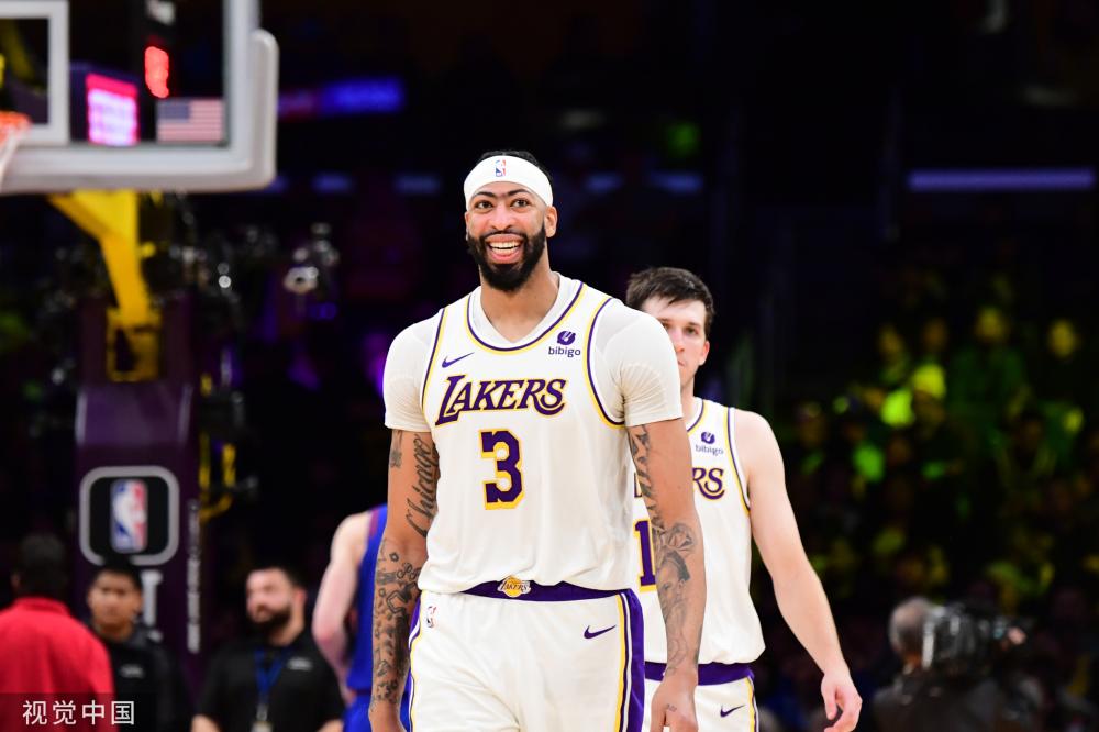 前锋的表现 前锋的表现